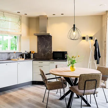 2 Bedroom Lovely Home In Afferden