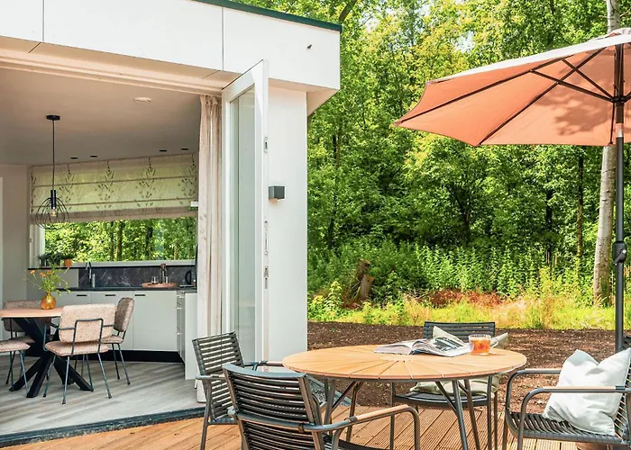 2 Bedroom Beautiful In 別荘 *