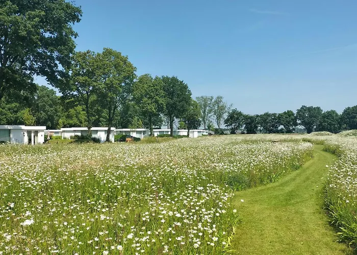 2 Bedroom Beautiful In 別荘 アッフェルデン