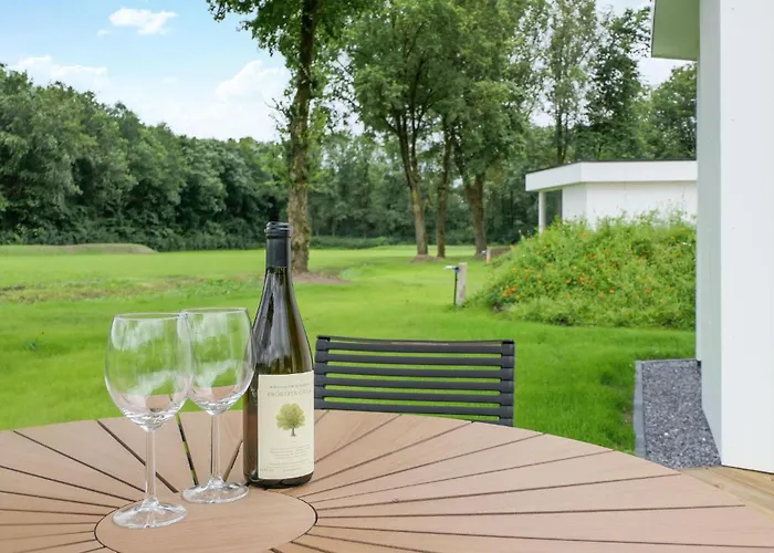 2 Bedroom Beautiful In *