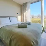 2 Bedroom Beautiful In Afferden