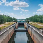 2 Bedroom Beautiful In * Afferden