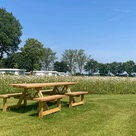 Nyaraló 2 Bedroom Beautiful In *